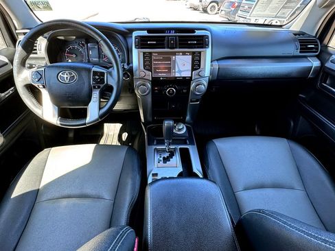 Used 2021 Toyota 4Runner SR5 Premium w/ Moonroof Package AWD/4WD image 33
