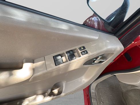 Used 2012 Nissan Frontier SV w/ SV Premium Utility Pkg AWD/4WD image 20