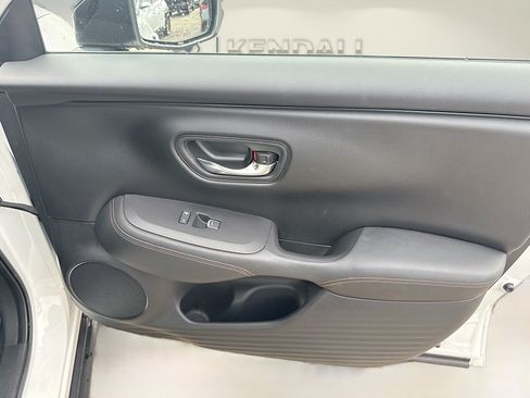Used 2024 Honda HR-V Sport image 31