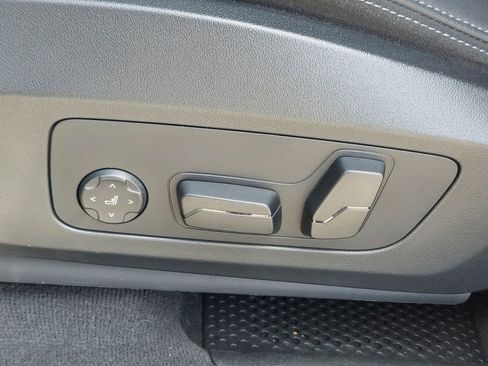 Used 2024 BMW X1 M35i w/ Premium Package image 17