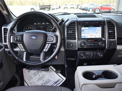 Used 2019 Ford F150 XLT w/ Equipment Group 302A Luxury AWD/4WD image 18