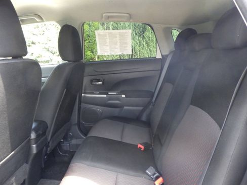 Used 2019 Mitsubishi Outlander Sport ES AWD/4WD image 13