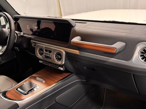 Certified 2025 Mercedes-Benz G 550 image 16
