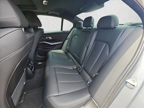 Used 2023 BMW 330i Sedan w/ Premium Package RWD image 17