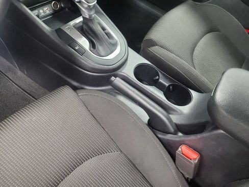 Used 2019 Kia Forte LXS FWD image 26