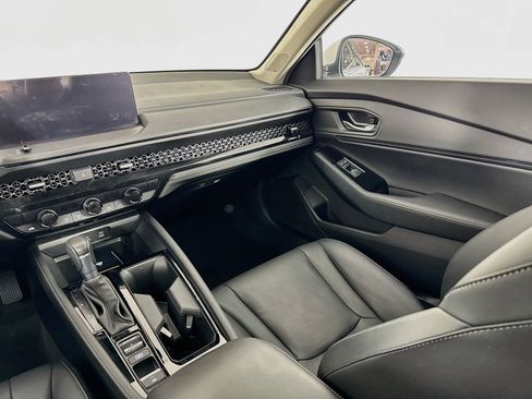 Certified 2024 Honda Accord Touring image 25