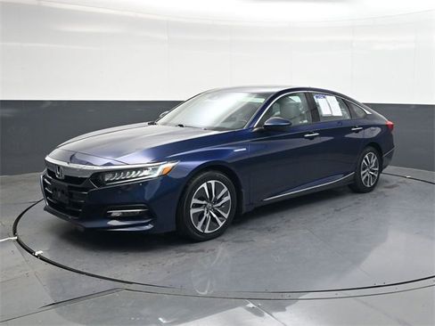 Used 2019 Honda Accord Touring image 8