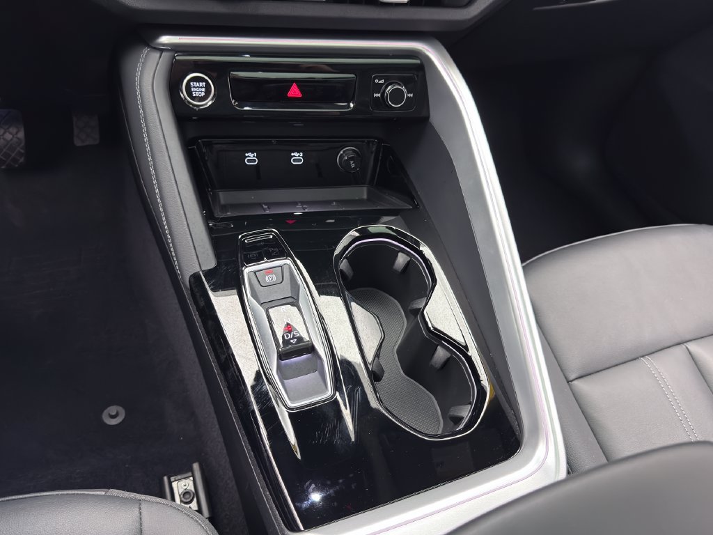 Used 2025 Audi Q5 Premium w/ Convenience Package AWD/4WD image 24