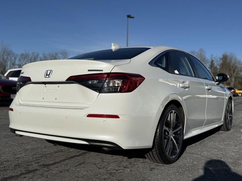 Certified 2023 Honda Civic Touring image 5