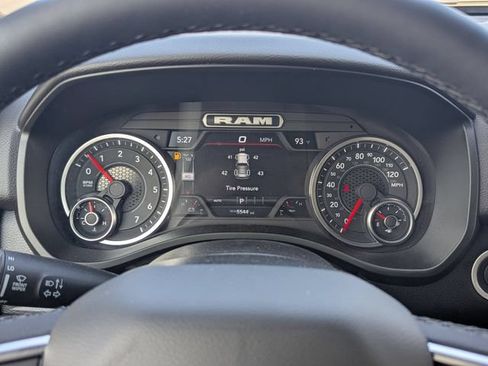 Used 2025 RAM 1500 Big Horn AWD/4WD image 11