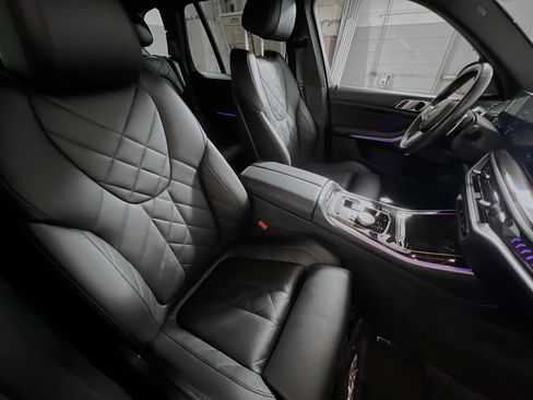 Used 2024 BMW X5 sDrive40i w/ M Sport Package image 31