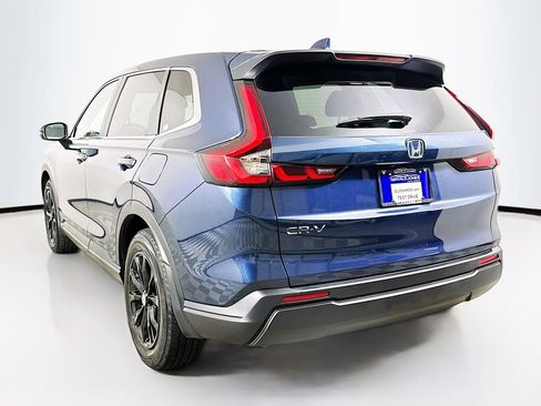 Used 2025 Honda CR-V EX image 6