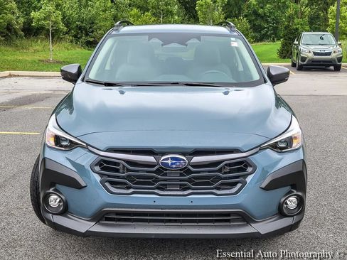 Used 2024 Subaru Crosstrek 2.0i Premium AWD/4WD image 4