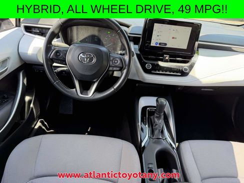 Certified 2023 Toyota Corolla SE w/ Carpet Mat Package (TMS) AWD/4WD image 23