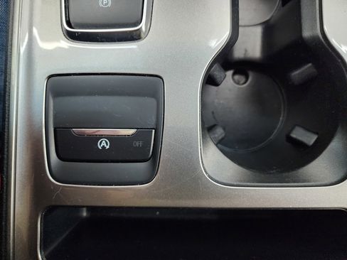 Used 2024 Ford Edge SEL image 42