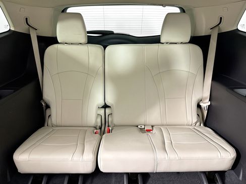 Used 2023 Buick Enclave Essence w/ Experience Buick Package image 44