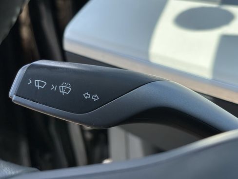 Used 2022 Tesla Model 3 Long Range AWD/4WD image 16