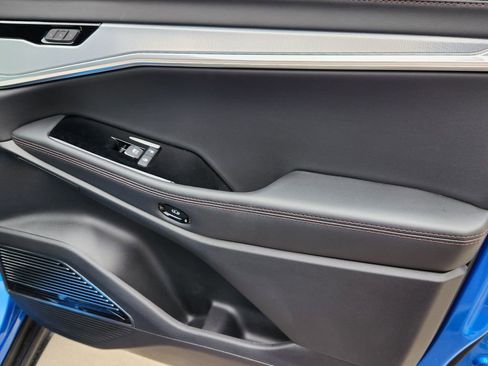 New 2025 Jeep Wagoneer S Launch Edition image 16