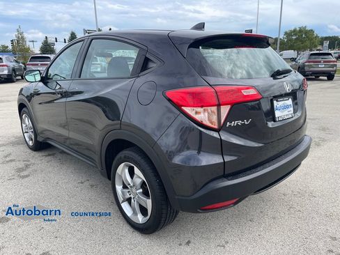 Used 2018 Honda HR-V LX image 3