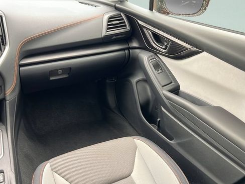 Used 2020 Subaru Crosstrek 2.0i Premium w/ Moonroof Package 1 AWD/4WD image 16