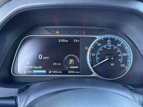 Certified 2025 Nissan Leaf S image 28