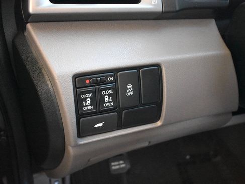 Used 2013 Honda Odyssey EX-L image 21