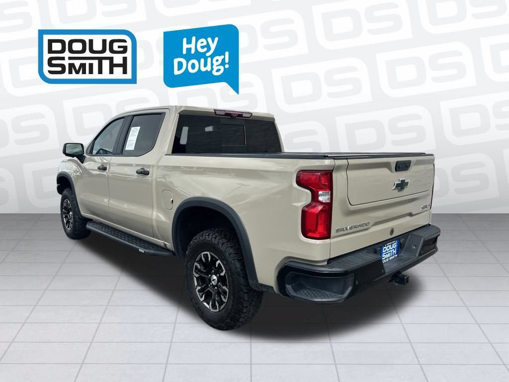 Used 2023 Chevrolet Silverado 1500 ZR2 w/ Technology Package AWD/4WD image 4