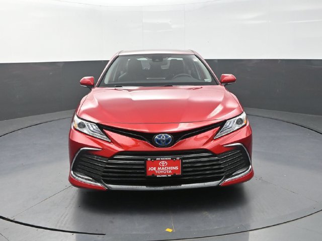 Used 2023 Toyota Camry XLE w/ Cold Weather Package FWD image 2