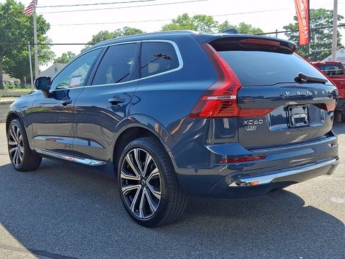 Used 2023 Volvo XC60 B5 Ultimate w/ Climate Package AWD/4WD image 4