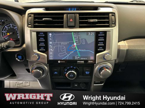 Used 2020 Toyota 4Runner SR5 Premium image 25