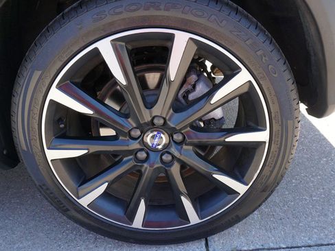 Used 2016 Volvo V60 T5 Cross Country w/ Convenience Package AWD/4WD image 38