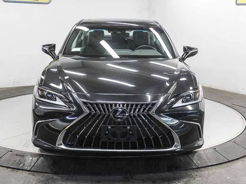 Certified 2025 Lexus ES 350 w/ Premium Package FWD image 2