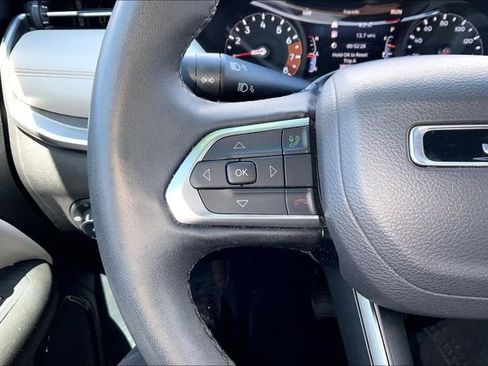 Used 2025 Jeep Compass Limited AWD/4WD image 20