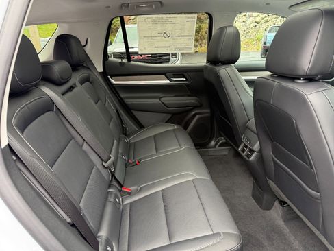 New 2026 GMC Terrain Denali w/ LPO, Floor Liner Package image 20