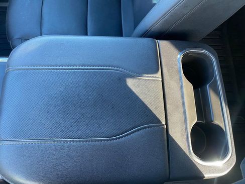 Used 2024 GMC Sierra 3500 SLT w/ SLT Premium Package image 20