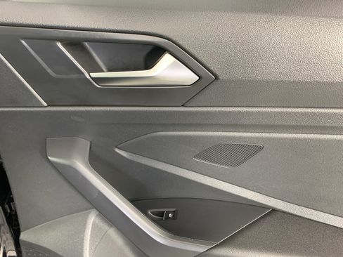 Used 2023 Volkswagen Jetta SE w/ Panoramic Sunroof Package FWD image 35