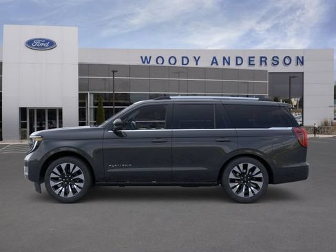 New 2026 Ford Expedition Platinum w/ Driver's Package AWD/4WD image 3