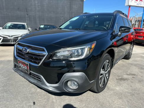 Used 2019 Subaru Outback 2.5i Limited image 3