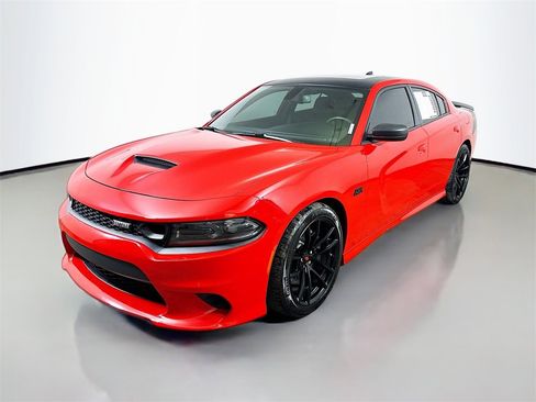 Used 2023 Dodge Charger Scat Pack w/ Daytona Edition Group image 3