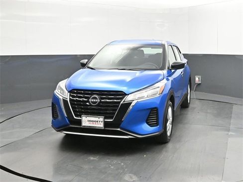 New 2025 Nissan Kicks Play S image 30