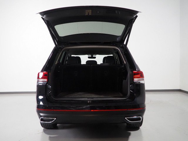 Used 2022 Volkswagen Atlas FWD SE V6 w/ Technology image 32