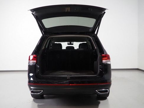 Used 2022 Volkswagen Atlas FWD SE V6 w/ Technology image 32