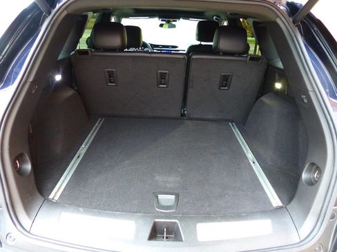 Used 2022 Cadillac XT5 Premium Luxury image 41