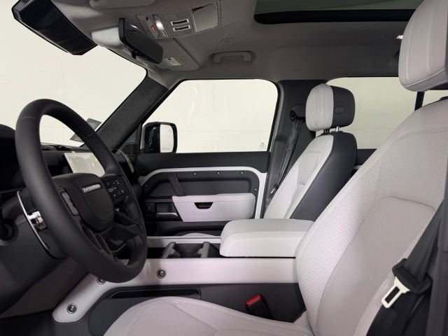New 2026 Land Rover Defender 110 V8 AWD/4WD image 5