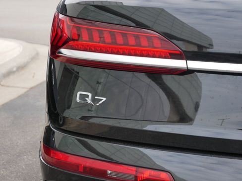 Used 2023 Audi Q7 2.0T Premium Plus image 11