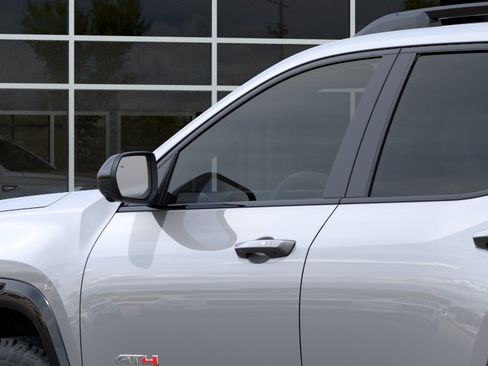 New 2027 GMC Terrain AT4 w/ Technology Package II AWD/4WD image 12