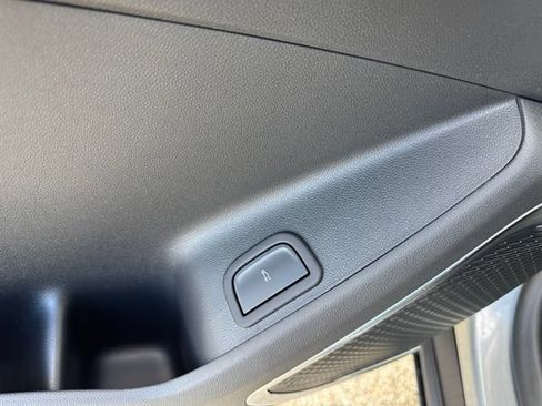 New 2026 GMC Acadia Elevation w/ Elevation Premium Package FWD image 22