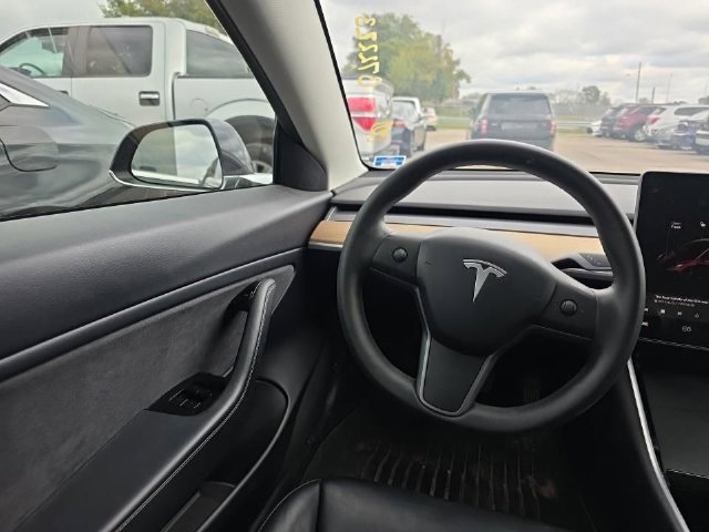 Used 2020 Tesla Model 3 Long Range AWD/4WD image 7