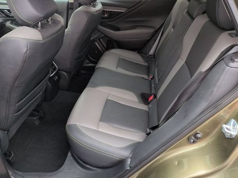 Used 2025 Subaru Outback Onyx Edition AWD/4WD image 29