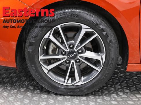 Used 2023 Kia Forte LXS w/ LXS Technology Package FWD image 31